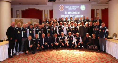 ARI YETİŞTİRİCİLERİ İL BİRLİK BAŞKANLARI İSTİŞARE TOPLANTISI